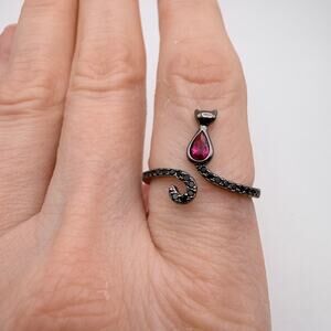 NWOT FRAGRANT JEWELS Midnight Furry Friends Ruby Black Rhodium Cat Ring Size 8